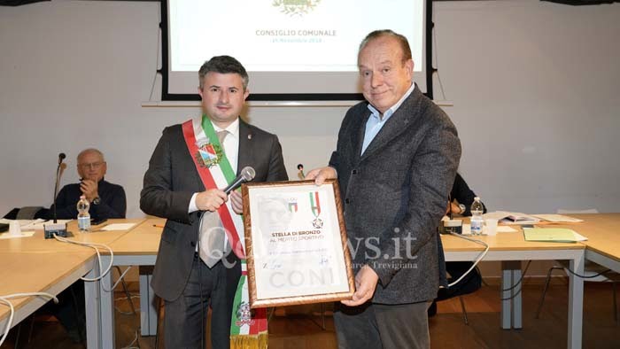 Pieve consiglio targa coni stella