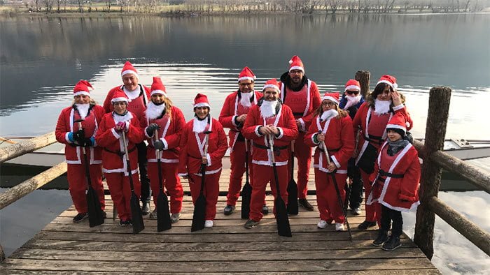 Revine Lago Babbi Natale Canoa