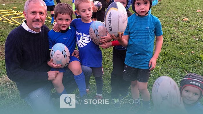 Vittorio Veneto Michele Vespini con la squadra del minirugby