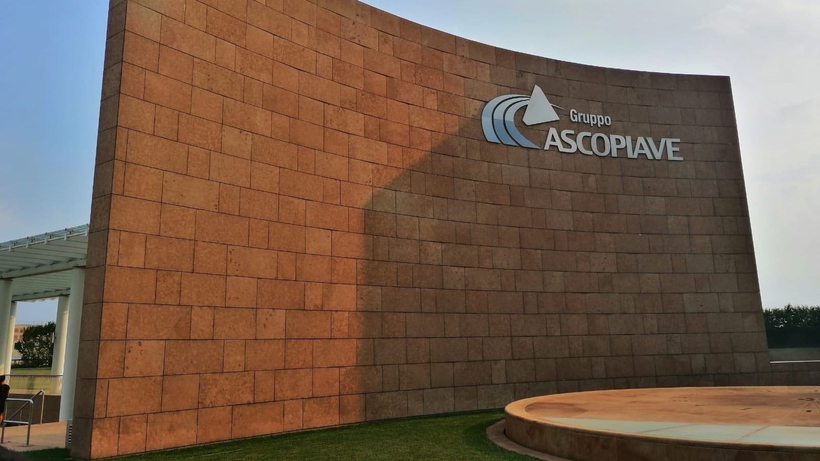 Gruppo Hera e Ascopiave perfezionano l'acquisizione del 92% di Asco Tlc
