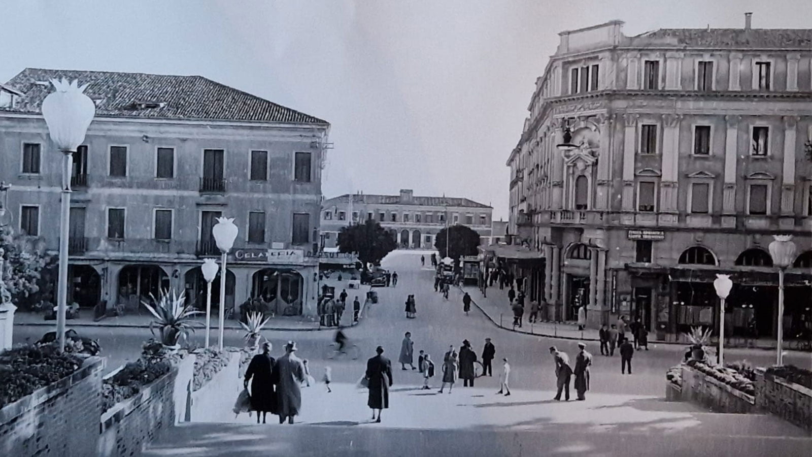 Il centro di Conegliano nel 1942